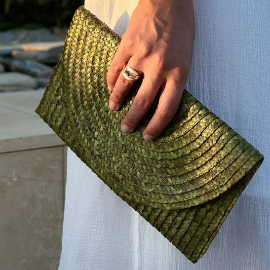 Sophia Palm Clutch - Green