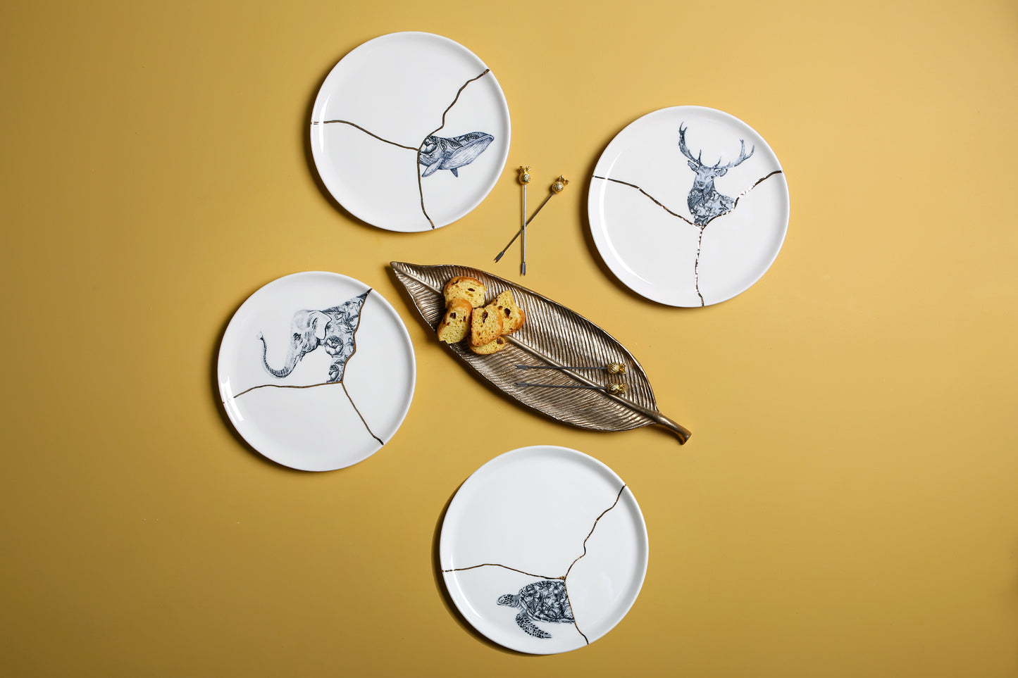 Kintsugi-Inspired Spirits Flat Plate - Deer