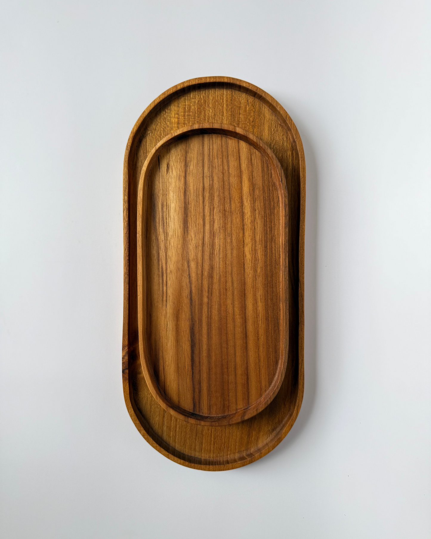 Artisan Oval Teak Plate - Medium
