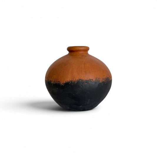 Saba Terracotta Vessel